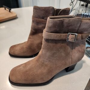 Karen Scott Brown Suede Ankle Booties